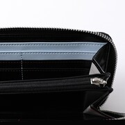杉元佐一・アシリパモデルの長財布。