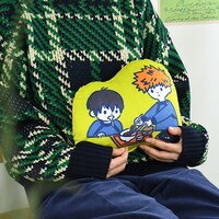 「ダイカットクッション（潔と國神）」