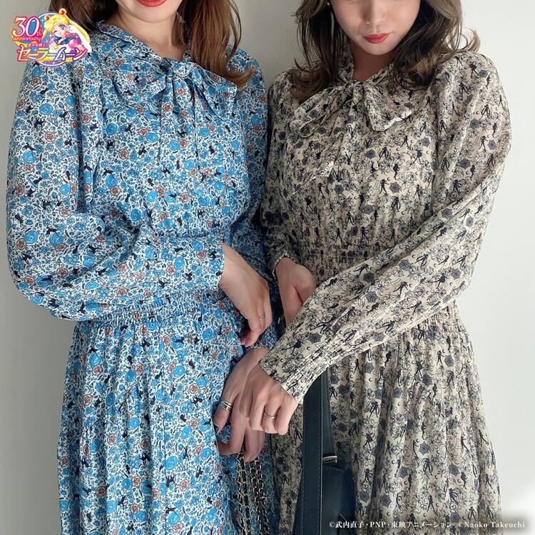 セーラームーン×dazzlinのコラボアイテム、花柄のワンピや刺繍フーディ  