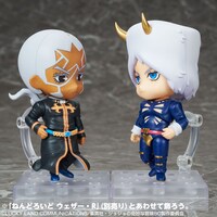 「ねんどろいど エンリコ・P」（左）と「ねんどろいど ウェザー・R」（右）。