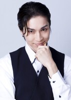 田中稔彦扮する三好長慶。