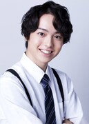 横山賀三扮する丹羽長秀。