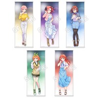 「映画 五等分の花嫁／描き下ろしほぼ等身大タペストリー（私服）」