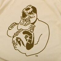 スカート「222だから実家の猫が嫌そうな顔してる写真置いときますね」Tシャツ