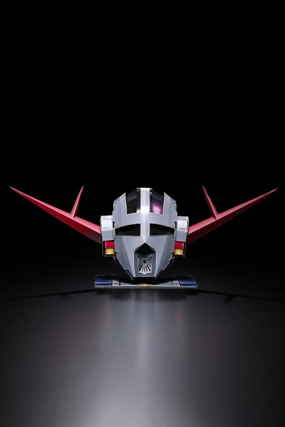 パーフェクト・ジオングの頭部のペーパークラフト。