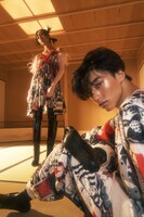 手前から「MEEWEE×Suehiro Maruo 少女椿 SETUP」、「MEEWEE×Suehiro Maruo 少女椿 Night dress」。