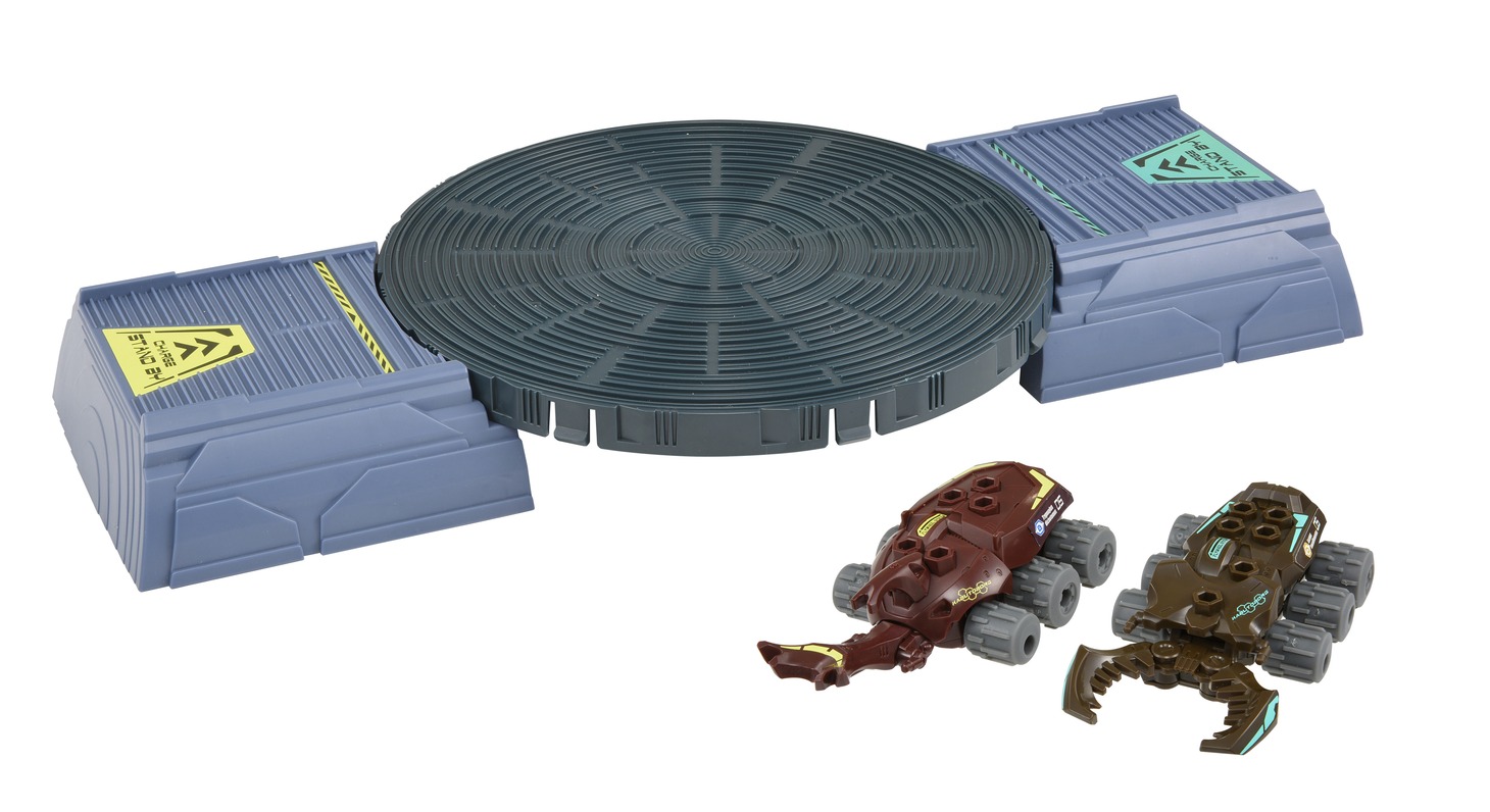 「カブトボーグ KB-05 2WAY ガチバトルステージ スターターセット」(c)ＴＯＭＹ