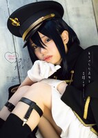 「その着せ替え人形は恋をする」とあかせあかりのコラボグラビア。（撮影：LUCKMAN）