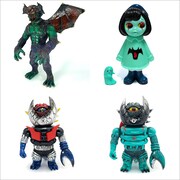 先着販売のアートホビーの一例。上段左からシカルナ・工房、ししまるももによるもの。下段はどちらもSnapTapによるもの。