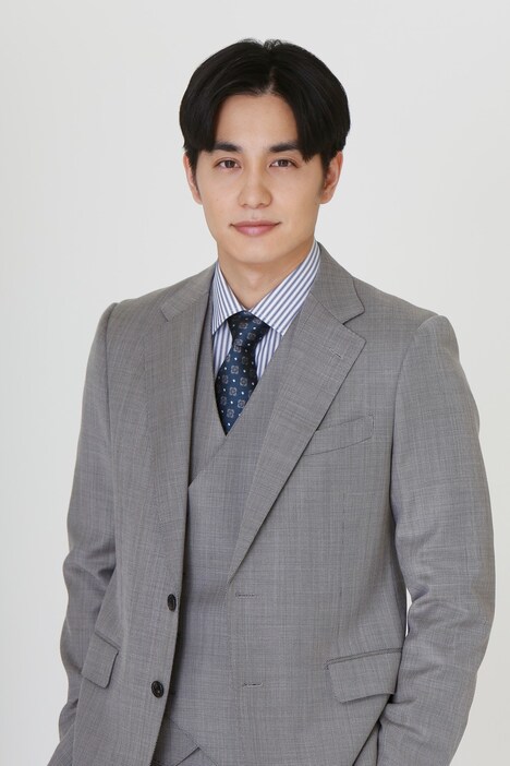 中村蒼扮する古賀一織。 (c)フジテレビ