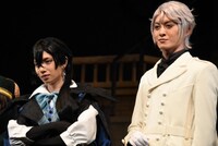 左からヴァニタス役の植田圭輔、ノエ役の菊池修司。