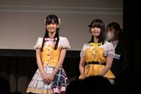 左から大西亜玖璃、相良茉優。