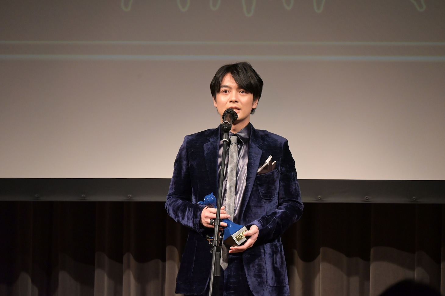 榎木淳弥