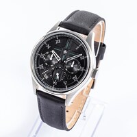 「ニコラス・D・ウルフウッドモデル 腕時計」