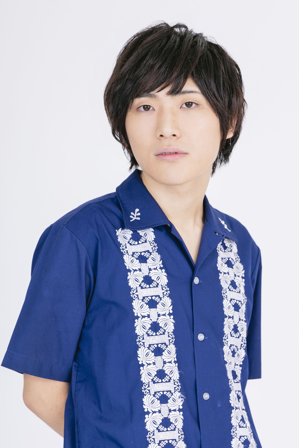 愛城恋太郎役の加藤渉。