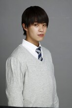 荻野優介役の醍醐虎汰朗。 (c)「シガテラ」製作委員会