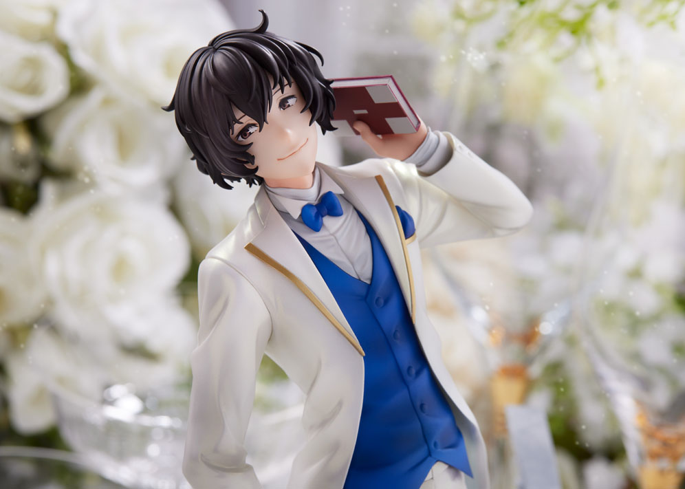 「太宰治 1/7スケールフィギュア」