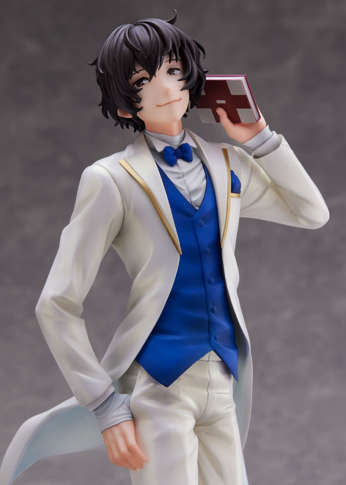 「太宰治 1/7スケールフィギュア」