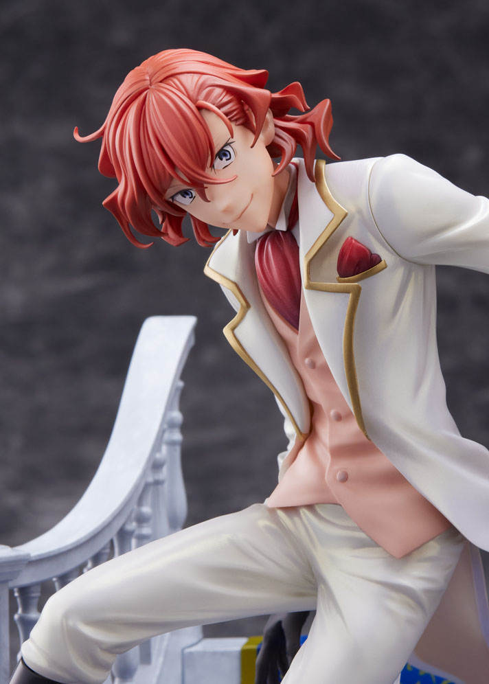 「中原中也 1/7スケールフィギュア」