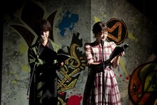 ショートエピソード「鉄華団の入団面接」の朗読に参加する河西健吾と寺崎裕香。