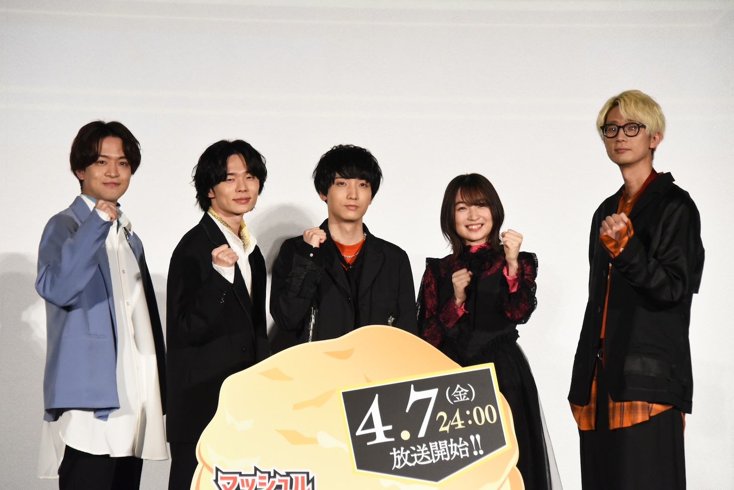 TVアニメ「マッシュル-MASHLE-」ジャパンプレミアの様子。左から石川界人、川島零士、小林千晃、上田麗奈、江口拓也。