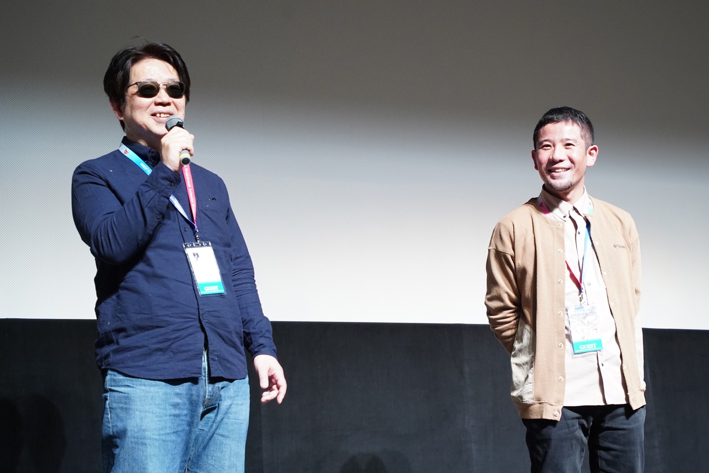 左から渡辺信一郎監督、森田修平監督。