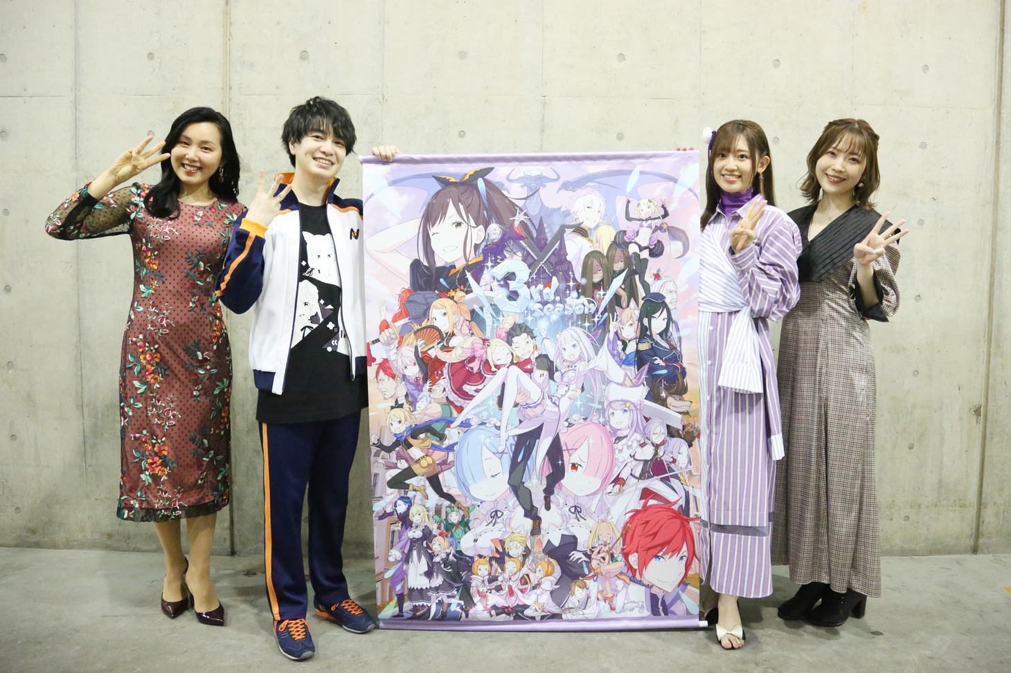 左からベアトリス役の新井里美、ナツキ・スバル役の小林裕介、エミリア役の高橋李依、パック役の内山夕実。