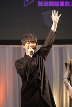 マル役の佐藤元。