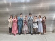 アニメ「【推しの子】」ステージイベントの登壇者。左からМCを務めた松澤千晶、高橋李依、大塚剛央、伊駒ゆりえ、伊東健人、潘めぐみ、石見舞菜香、大久保瑠美。