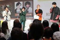 左から下野紘、山下大輝、岡本信彦、杉田智和。