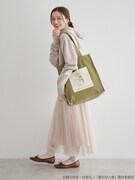 「夏目友人帳ニャンコ先生トートバッグ」使用イメージ。