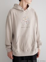 「夏目友人帳 ニャンコ先生ビッグパーカー」着用イメージ