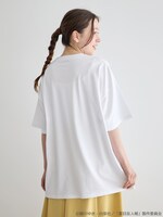 「夏目友人帳 ニャンコ先生ビッグTシャツ」着用イメージ。