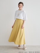 「夏目友人帳 ニャンコ先生ビッグTシャツ」着用イメージ。