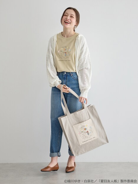 「夏目友人帳ニャンコ先生トートバッグ」使用イメージ。
