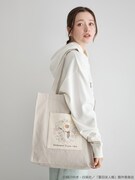 「夏目友人帳ニャンコ先生トートバッグ」使用イメージ。