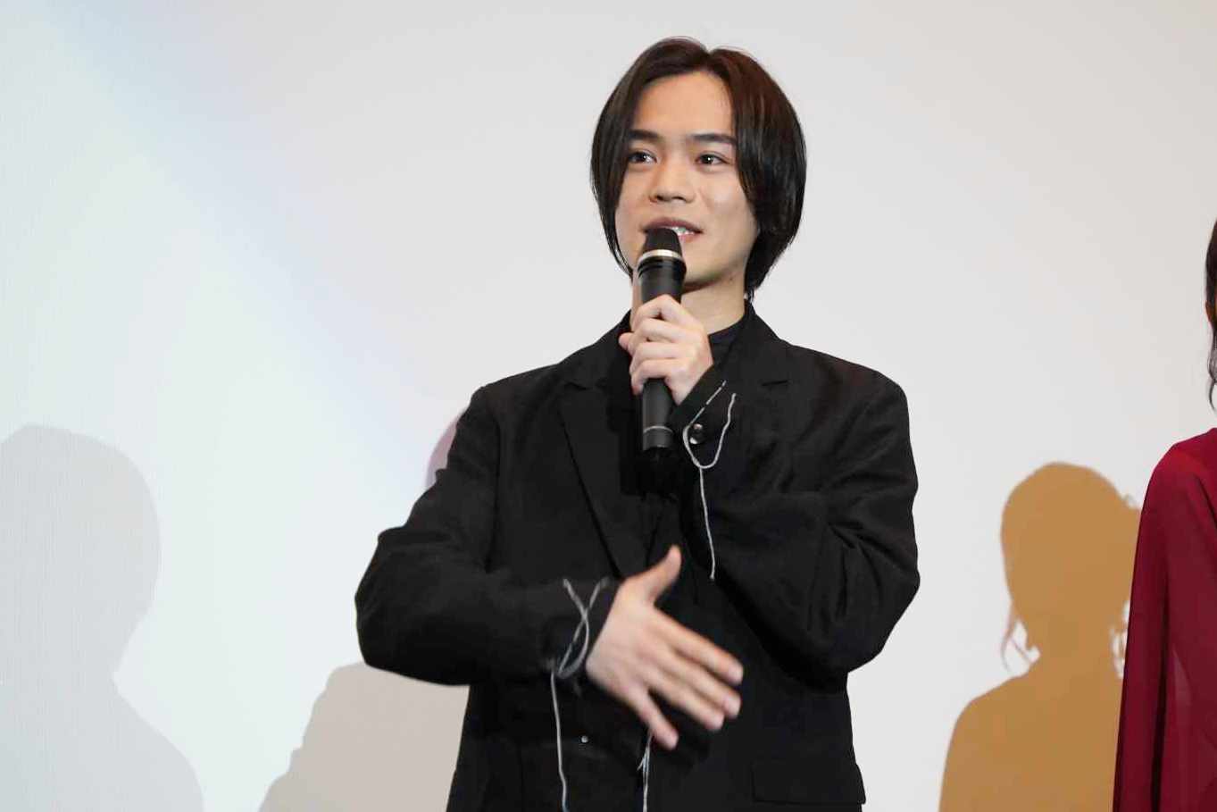小野賢章