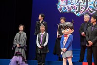 劇場版「名探偵コナン 黒鉄の魚影（サブマリン）」の完成披露試写会より。