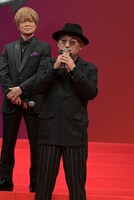 立木文彦（中央）