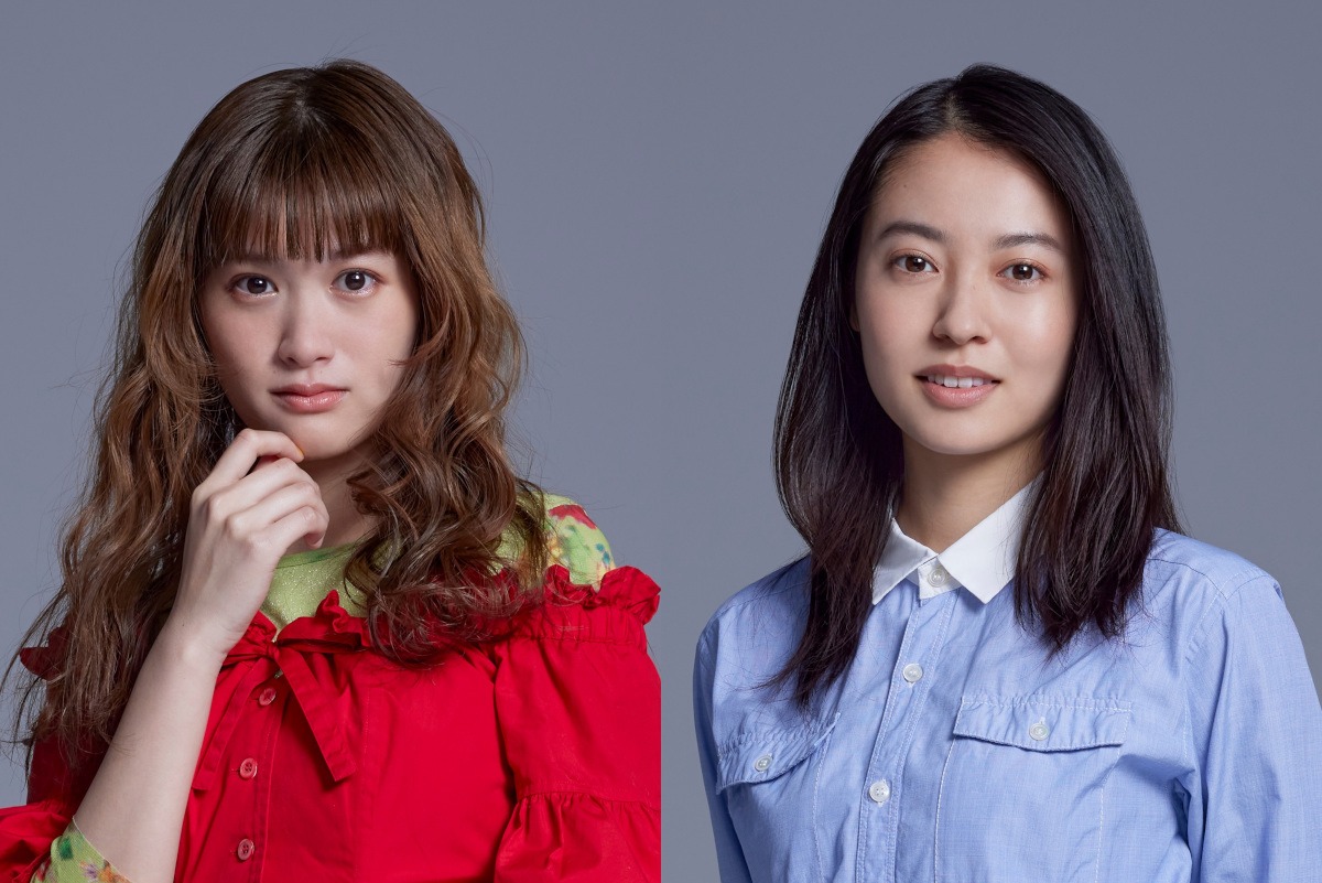 ドラマストリーム「スイートモラトリアム」より、左から小西桜子演じる大森りんご、田辺桃子演じる上条小夜。