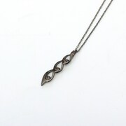 「ネックレスA（螺旋）」