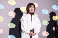 初日の興行収入を聞いて驚く林原めぐみ。