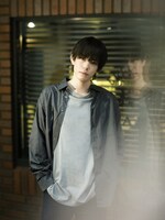 内藤秀一郎扮するヨリ。