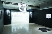 「ブルーロック展」の様子。
