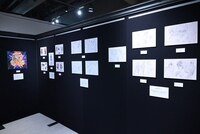 「炎の原画展」の様子。
