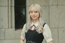 田鍋梨々花扮する夜絵美緒。