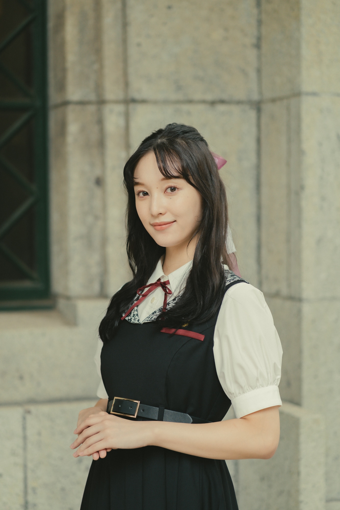 山田愛奈扮する藤宮森乃。