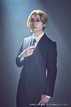 山本一慶扮するルイス・ジェームズ・モリアーティ。