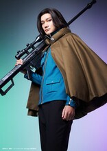 寿里扮する東春秋。