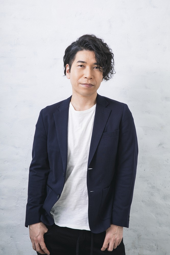 加藤役の新垣樽助。